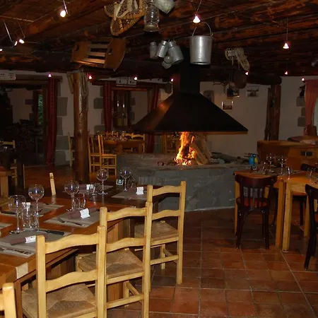 Hotel Aux 500 Diables Eco - Chambon-sur-Lac